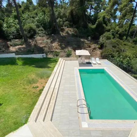 With Private Pool * Elani